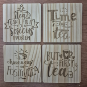 Houten onderzetters, 4 stuks